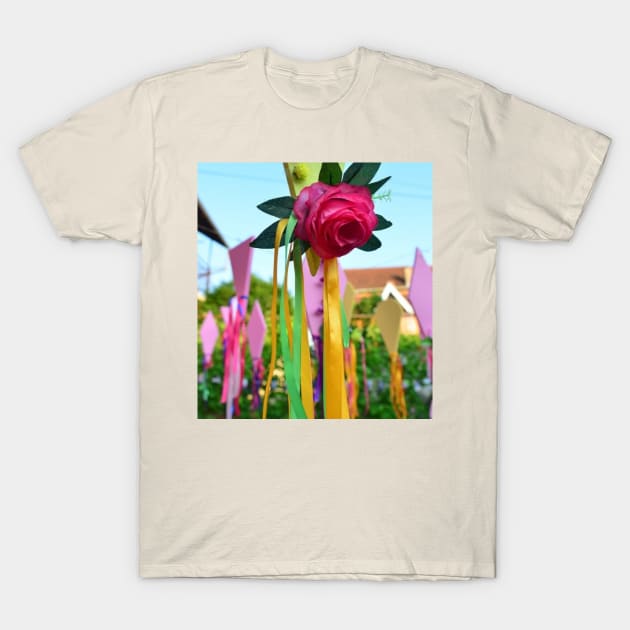 Roses T-Shirt by tamara0